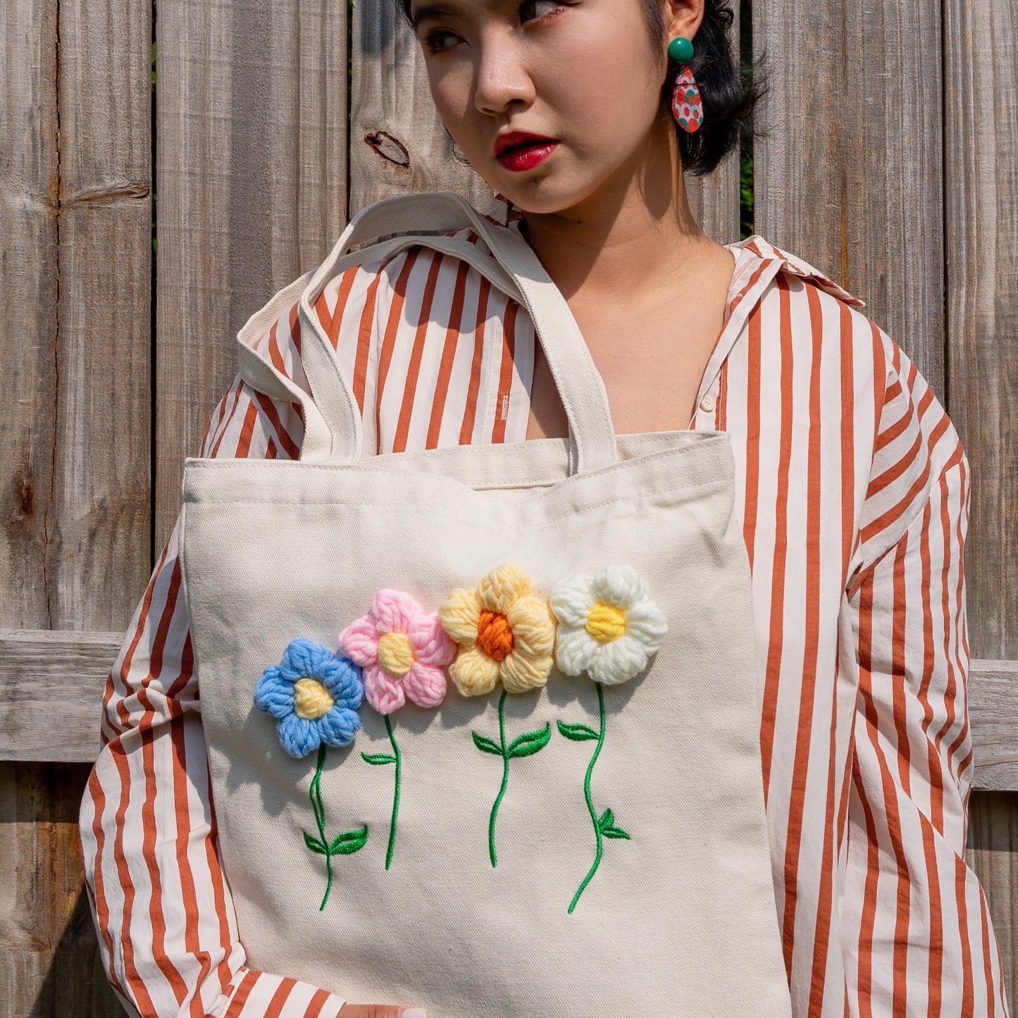 Puffy Crochet Flower Tote